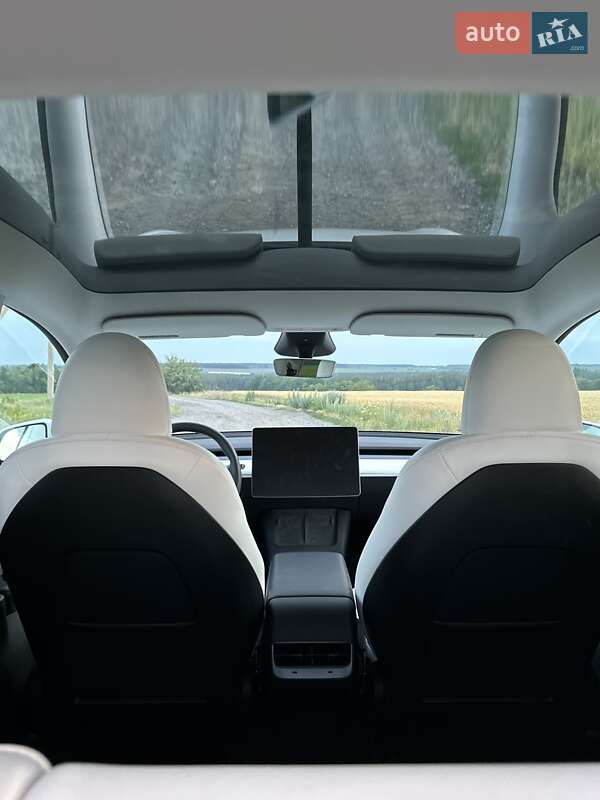 Внедорожник / Кроссовер Tesla Model Y 2023 в Валках