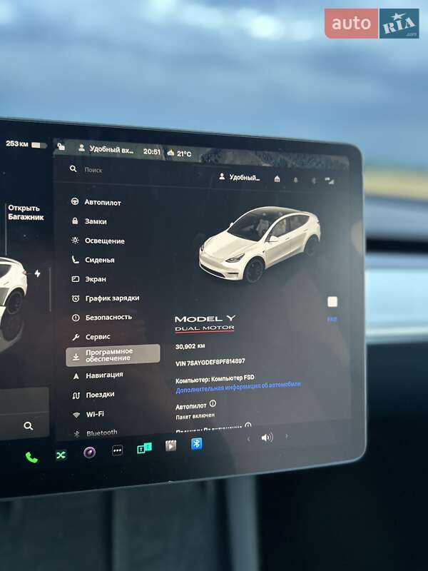 Внедорожник / Кроссовер Tesla Model Y 2023 в Валках
