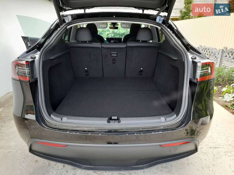 Внедорожник / Кроссовер Tesla Model Y 2024 в Ромнах фото 8 Внедорожник / Кроссовер Tesla Model Y 2024 в Ромнах