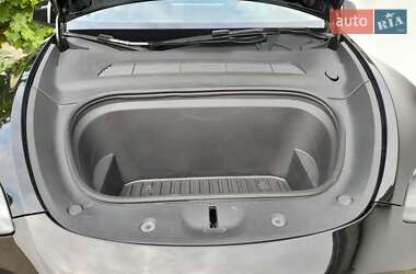 Внедорожник / Кроссовер Tesla Model Y 2024 в Ромнах