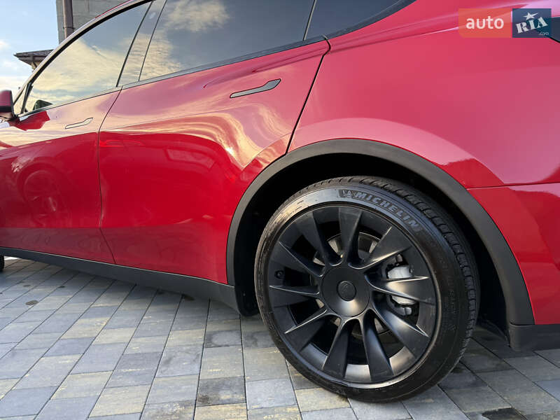 Внедорожник / Кроссовер Tesla Model Y 2023 в Днепре