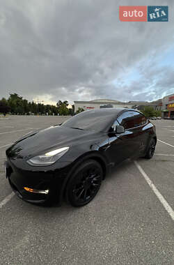 Внедорожник / Кроссовер Tesla Model Y 2022 в 