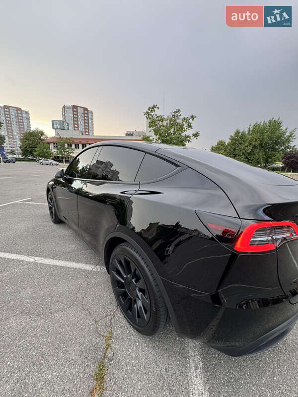 Внедорожник / Кроссовер Tesla Model Y 2022 в Броварах