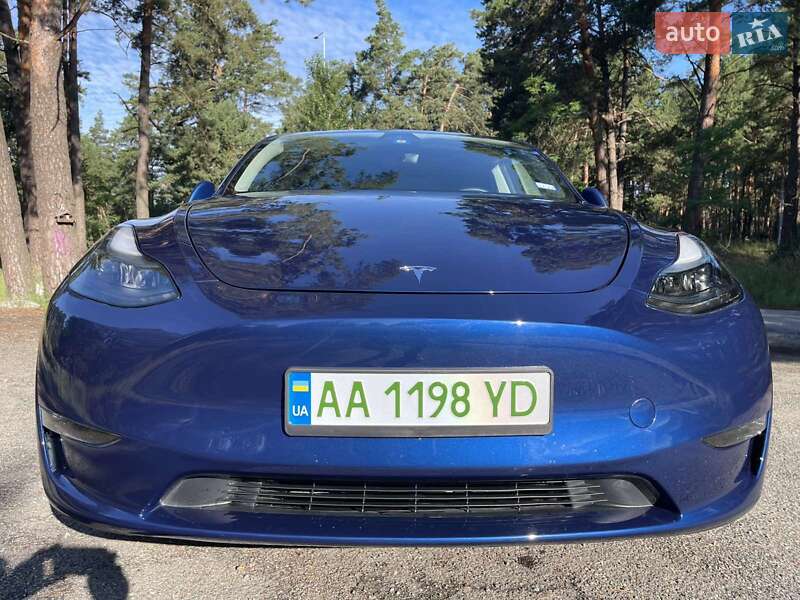 Внедорожник / Кроссовер Tesla Model Y 2023 в Киеве