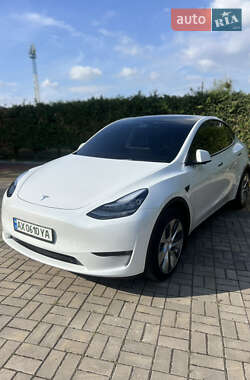 Внедорожник / Кроссовер Tesla Model Y 2021 в 