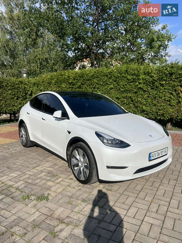 Внедорожник / Кроссовер Tesla Model Y 2021 в Харькове