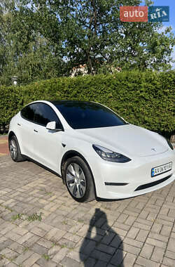 Внедорожник / Кроссовер Tesla Model Y 2021 в 