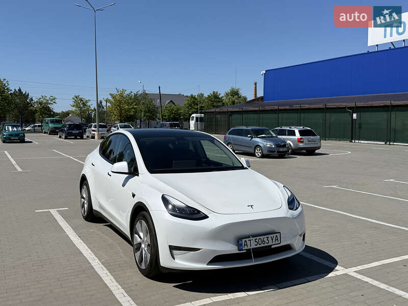 Внедорожник / Кроссовер Tesla Model Y 2021 в Долине
