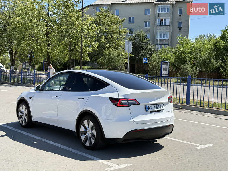 Внедорожник / Кроссовер Tesla Model Y 2021 в Долине