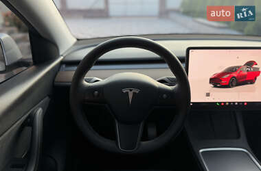 Внедорожник / Кроссовер Tesla Model Y 2022 в 