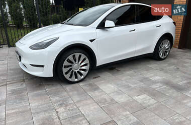 Внедорожник / Кроссовер Tesla Model Y 2022 в 