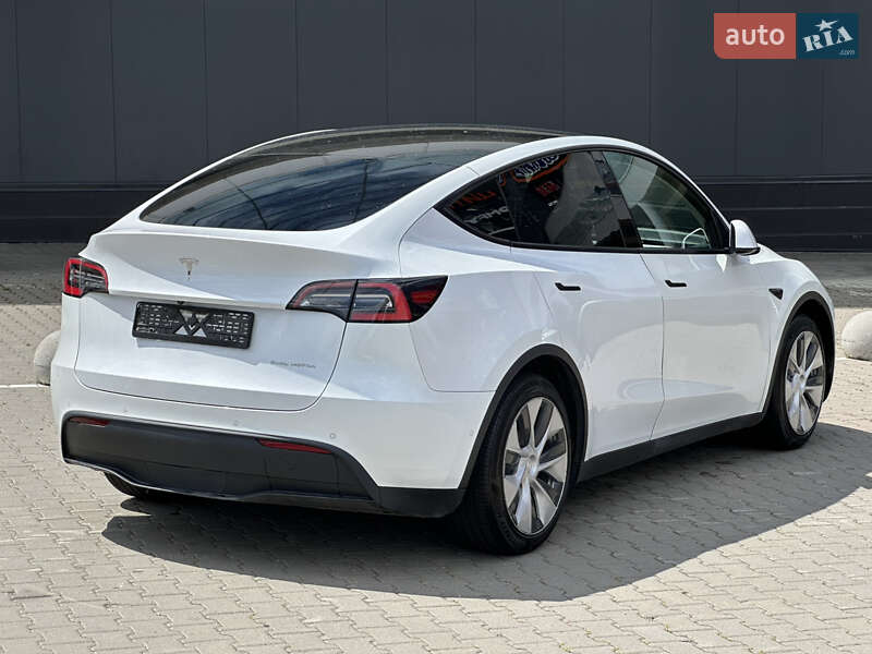 Внедорожник / Кроссовер Tesla Model Y 2021 в Киеве