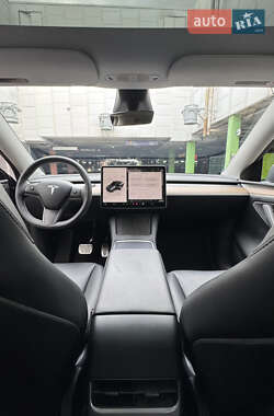 Позашляховик / Кросовер Tesla Model Y 2023 в 