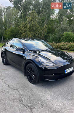 Внедорожник / Кроссовер Tesla Model Y 2023 в 