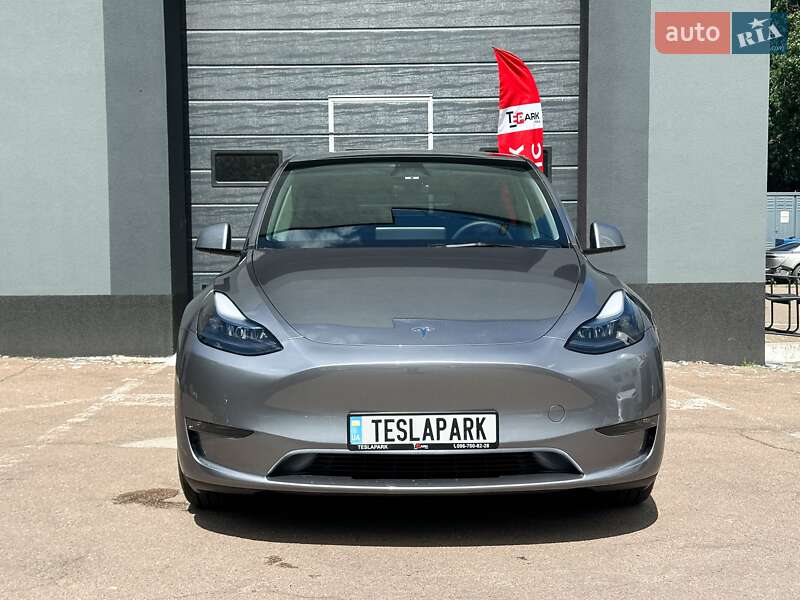 Позашляховик / Кросовер Tesla Model Y 2024 в Києві
