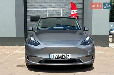 Внедорожник / Кроссовер Tesla Model Y 2024 в 