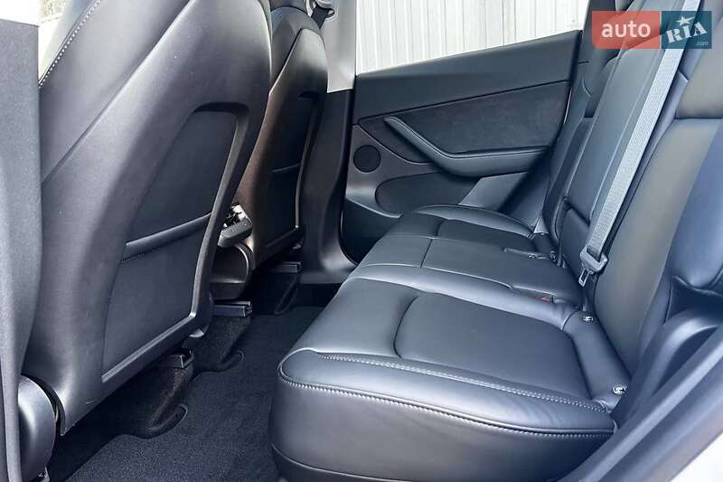 Внедорожник / Кроссовер Tesla Model Y 2021 в Виннице