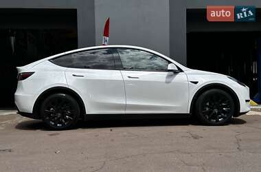 Внедорожник / Кроссовер Tesla Model Y 2023 в 