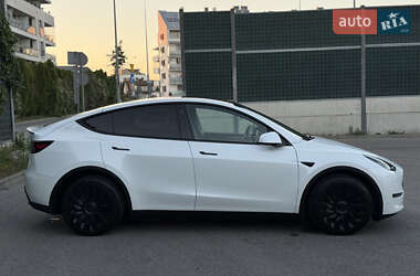 Внедорожник / Кроссовер Tesla Model Y 2023 в 