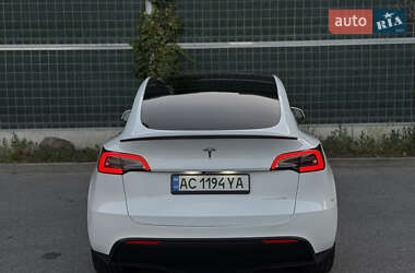 Внедорожник / Кроссовер Tesla Model Y 2023 в 