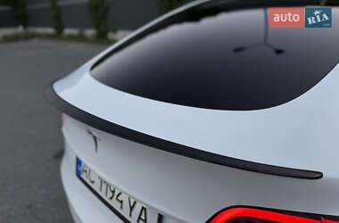 Внедорожник / Кроссовер Tesla Model Y 2023 в 