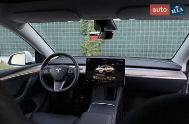 Внедорожник / Кроссовер Tesla Model Y 2023 в 