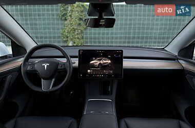Внедорожник / Кроссовер Tesla Model Y 2023 в 