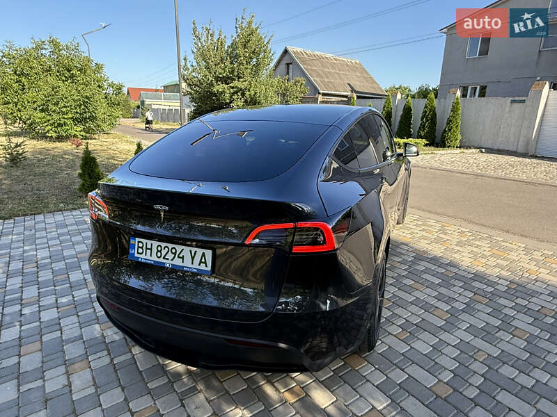 Внедорожник / Кроссовер Tesla Model Y 2024 в Одессе