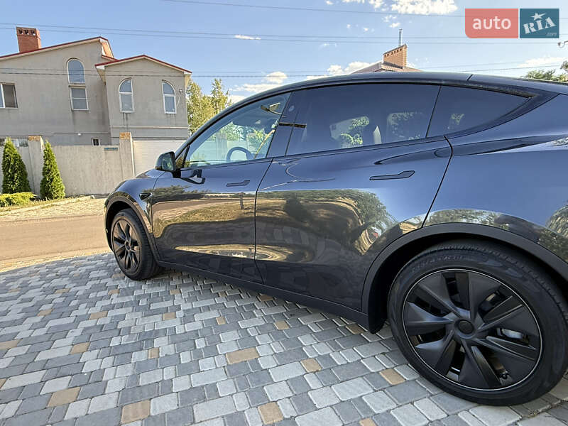 Внедорожник / Кроссовер Tesla Model Y 2024 в Одессе