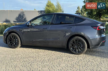 Позашляховик / Кросовер Tesla Model Y 2022 в 