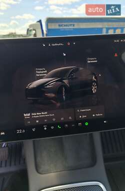 Внедорожник / Кроссовер Tesla Model Y 2023 в 