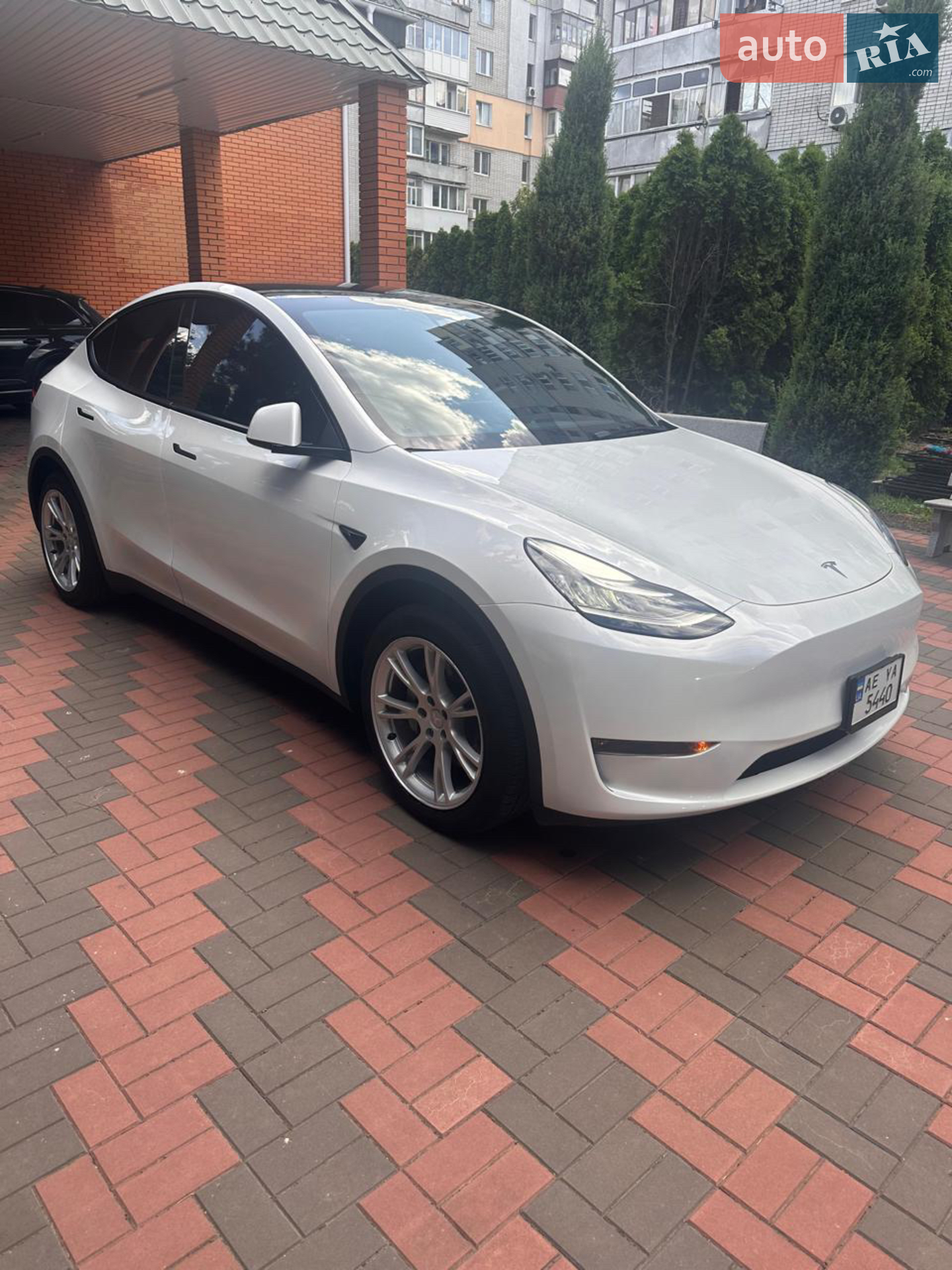 2023 Tesla Model Y - мініатюра 3