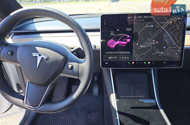 Внедорожник / Кроссовер Tesla Model Y 2020 в 