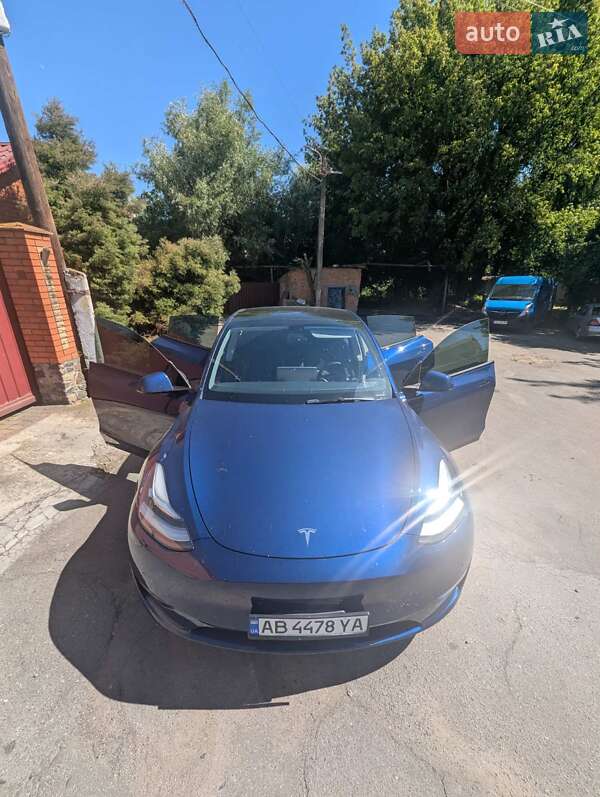 Внедорожник / Кроссовер Tesla Model Y 2021 в Виннице