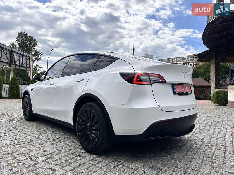 Внедорожник / Кроссовер Tesla Model Y 2021 в Киеве