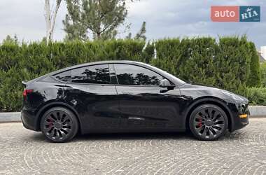 Внедорожник / Кроссовер Tesla Model Y 2024 в 