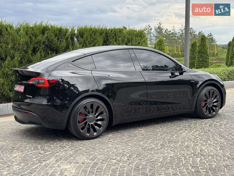 Внедорожник / Кроссовер Tesla Model Y 2024 в Днепре