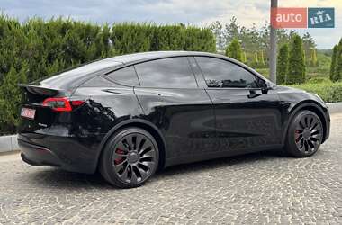 Внедорожник / Кроссовер Tesla Model Y 2024 в 