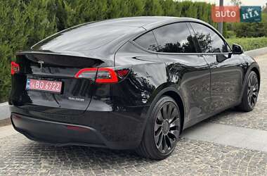 Внедорожник / Кроссовер Tesla Model Y 2024 в 
