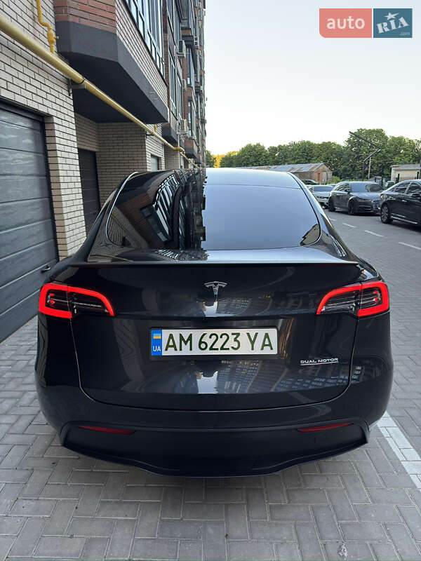 Внедорожник / Кроссовер Tesla Model Y 2024 в Житомире