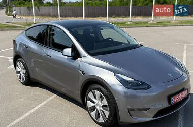 Внедорожник / Кроссовер Tesla Model Y 2023 в 