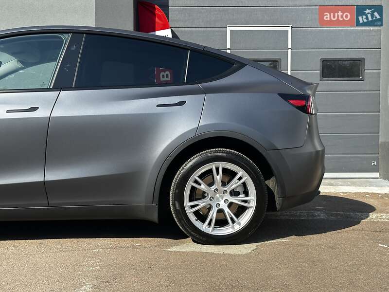 Позашляховик / Кросовер Tesla Model Y 2023 в Києві