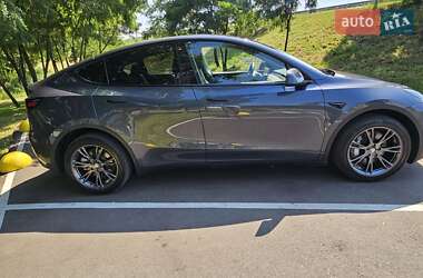 Внедорожник / Кроссовер Tesla Model Y 2023 в 