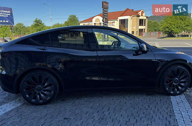 Внедорожник / Кроссовер Tesla Model Y 2021 в 
