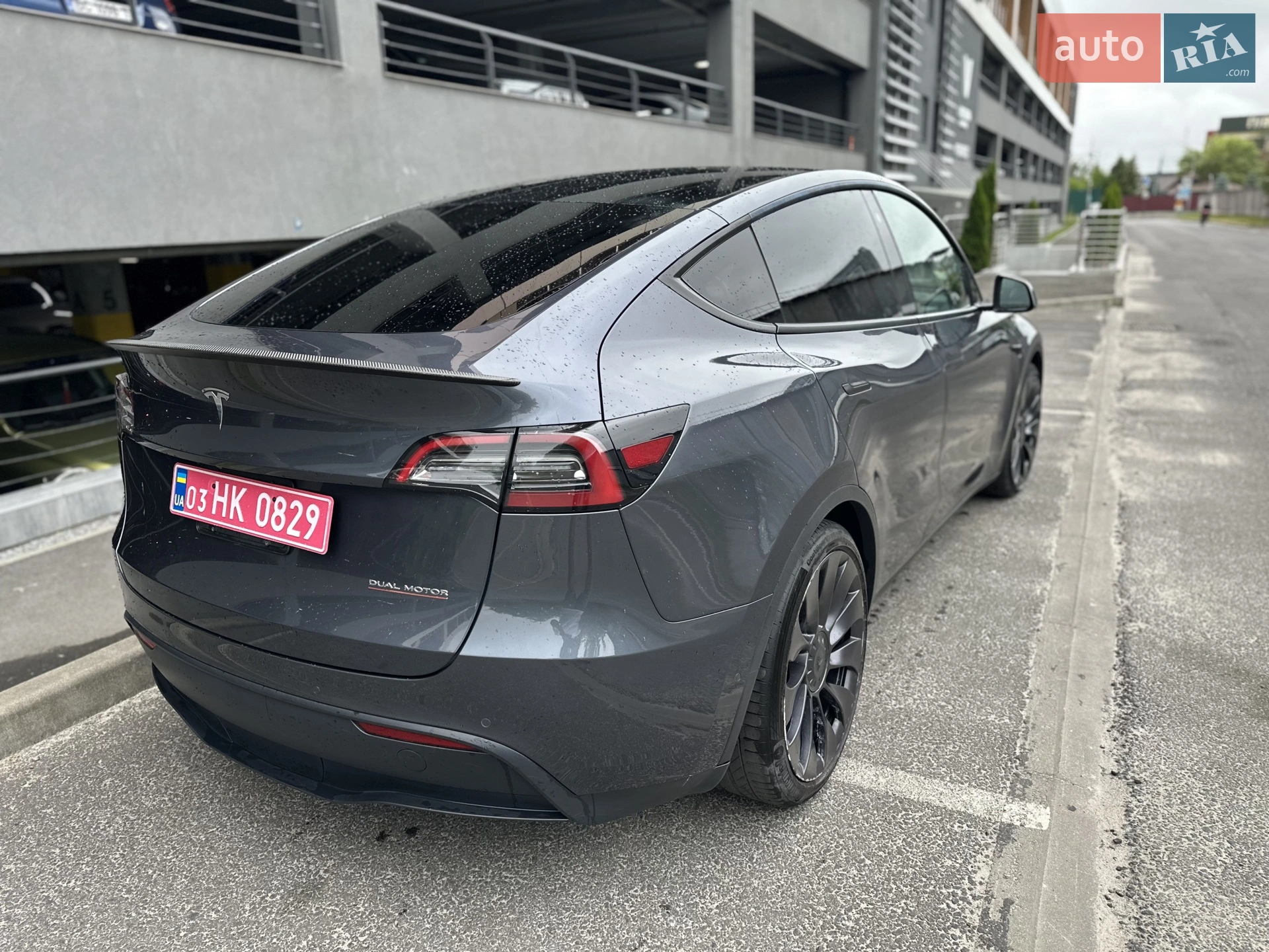 2022 Tesla Model Y - мініатюра 5