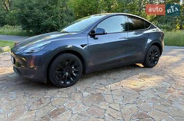 Внедорожник / Кроссовер Tesla Model Y 2023 в 