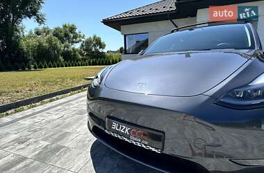 Внедорожник / Кроссовер Tesla Model Y 2022 в 