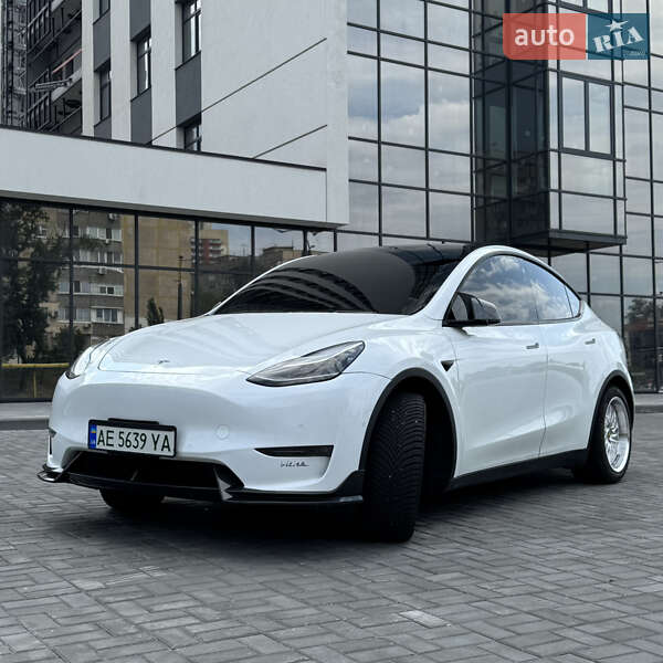 Внедорожник / Кроссовер Tesla Model Y 2022 в Днепре