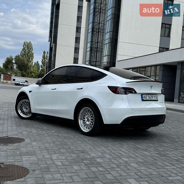 Внедорожник / Кроссовер Tesla Model Y 2022 в Днепре
