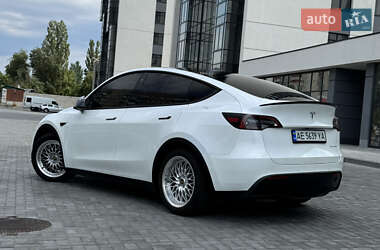Внедорожник / Кроссовер Tesla Model Y 2022 в 
